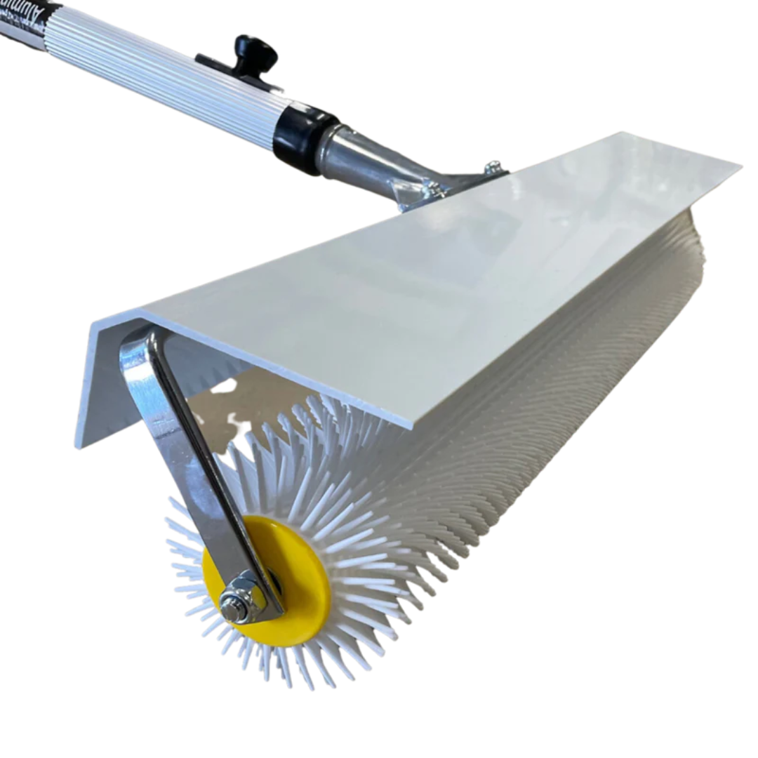 Battery operated spiked roller with 21 mm spikes and 500 mm wide roller for removing trapped air from self-levelling compounds, epoxy flooring, and resin coatings while reducing material splatter during application.